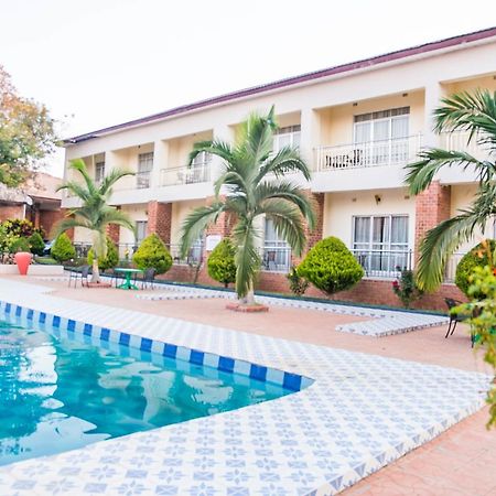 Chamba Valley Exotic Hotel Lusaka Bagian luar foto