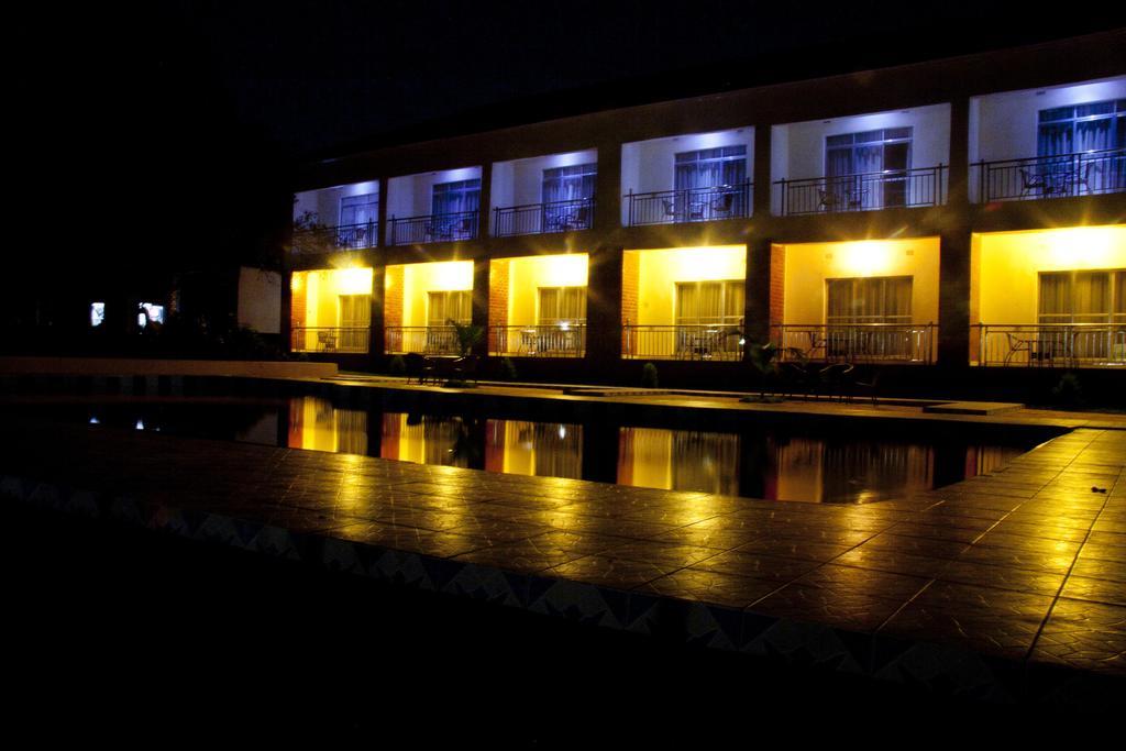 Chamba Valley Exotic Hotel Lusaka Bagian luar foto