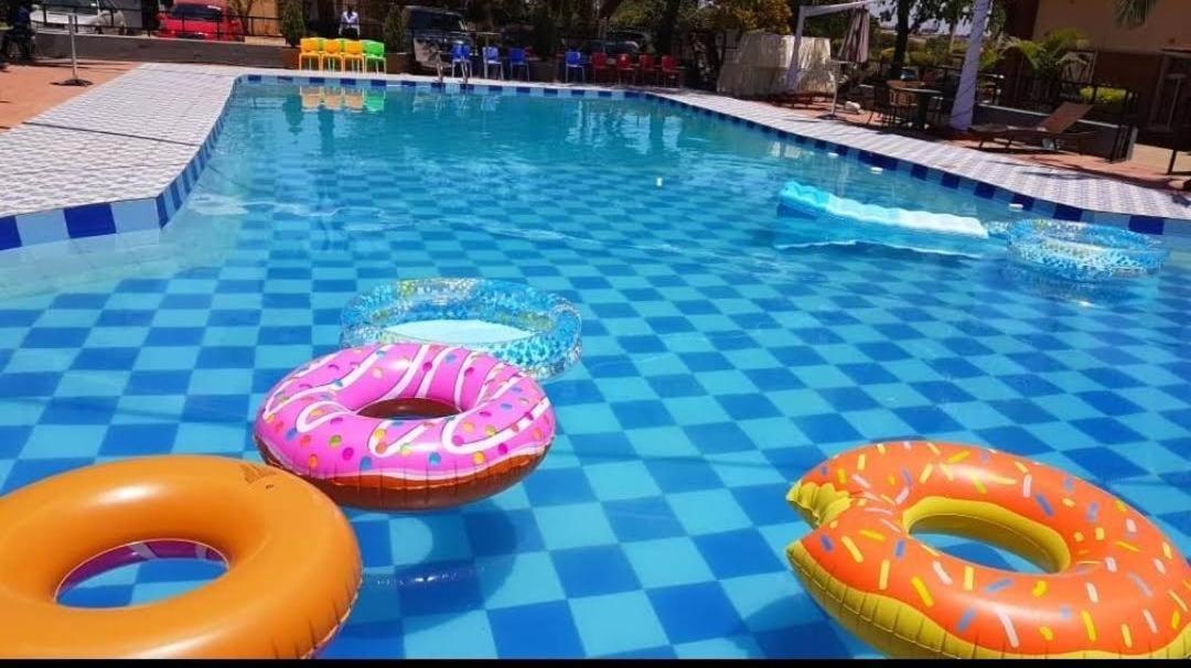 Chamba Valley Exotic Hotel Lusaka Bagian luar foto