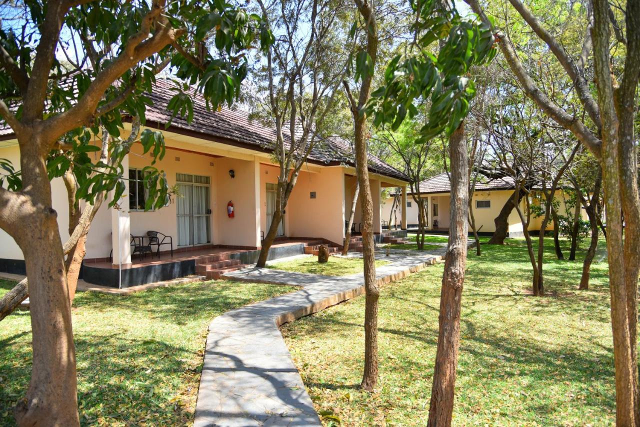 Chamba Valley Exotic Hotel Lusaka Bagian luar foto