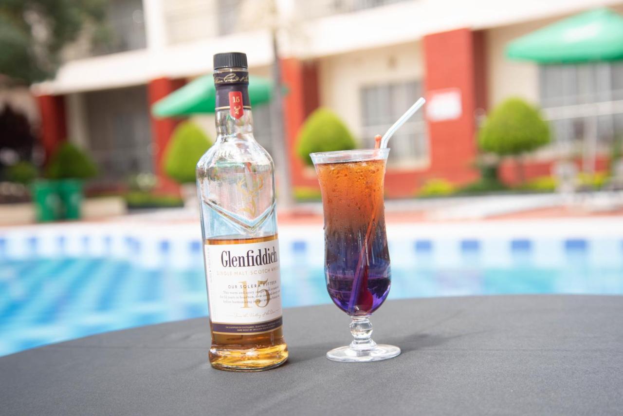 Chamba Valley Exotic Hotel Lusaka Bagian luar foto