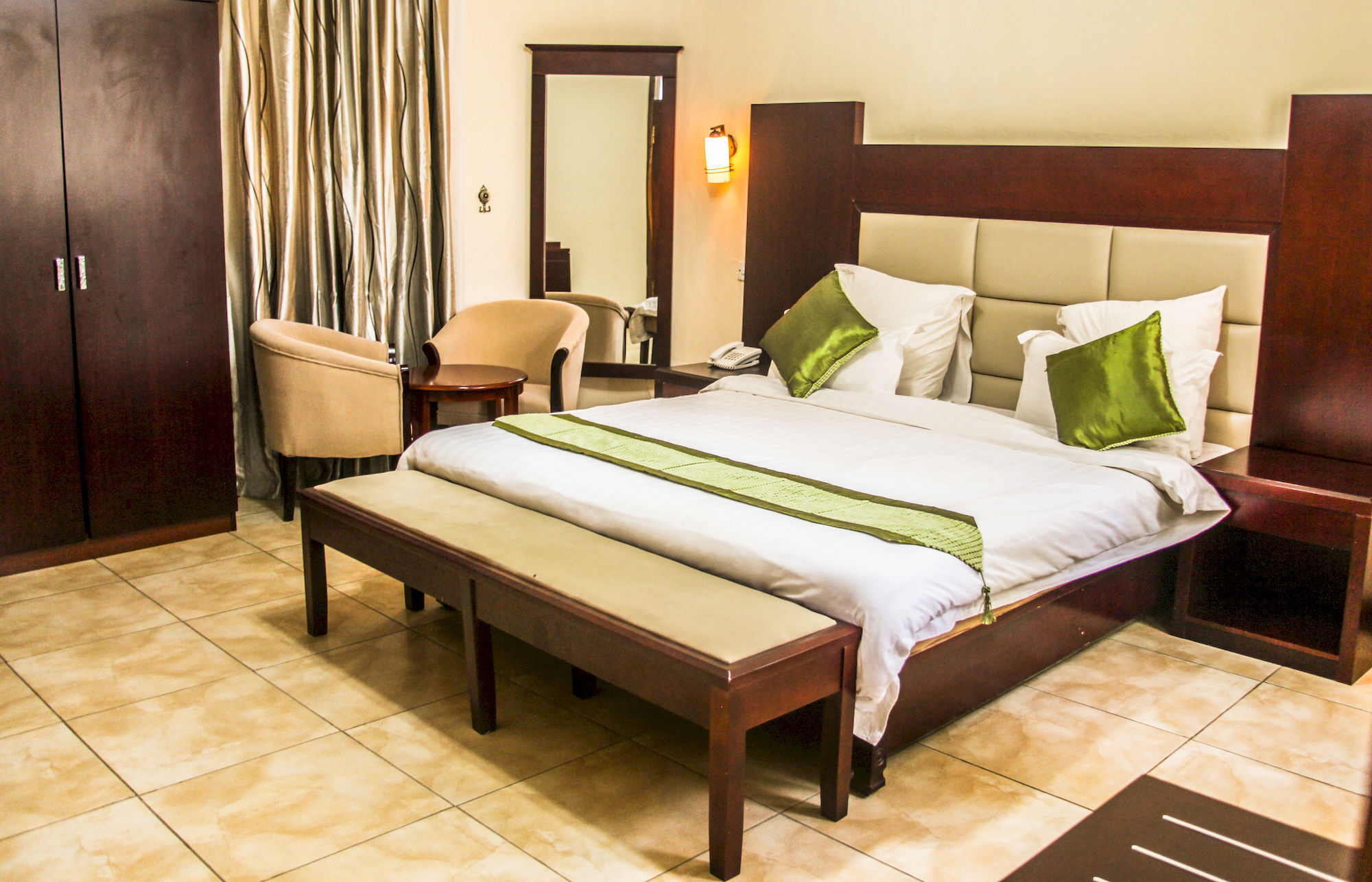 Chamba Valley Exotic Hotel Lusaka Bagian luar foto